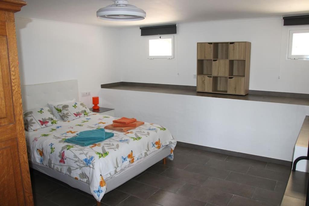 Luxe Appartement Met Tuin Benidoleig Luaran gambar